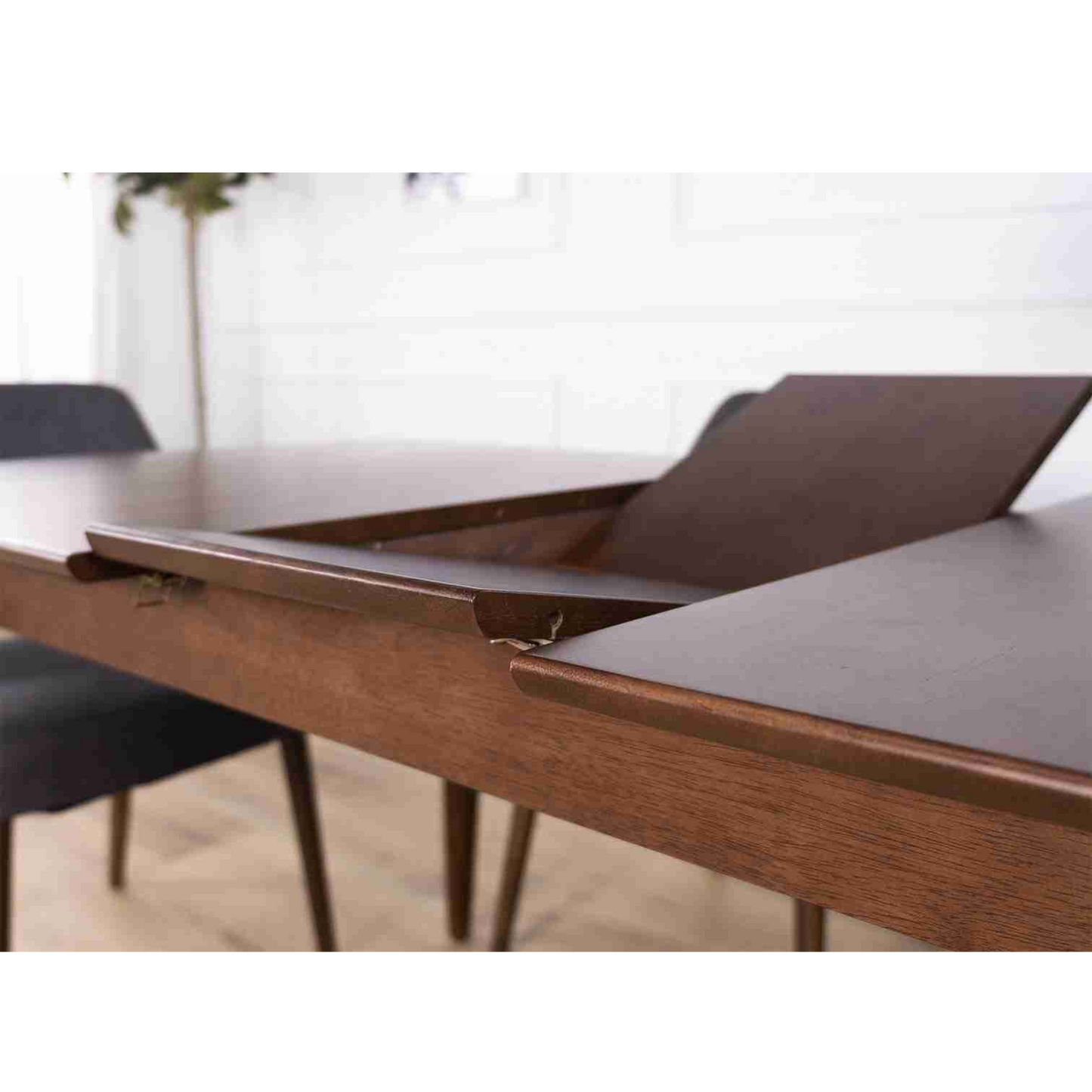 Boston Extension Dining Table